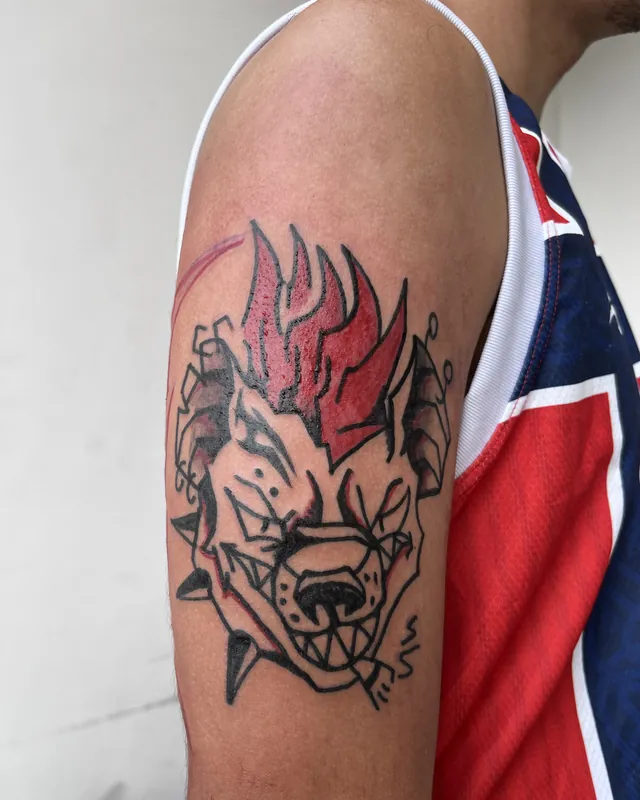 Tatuagem hiena punkzero, braço