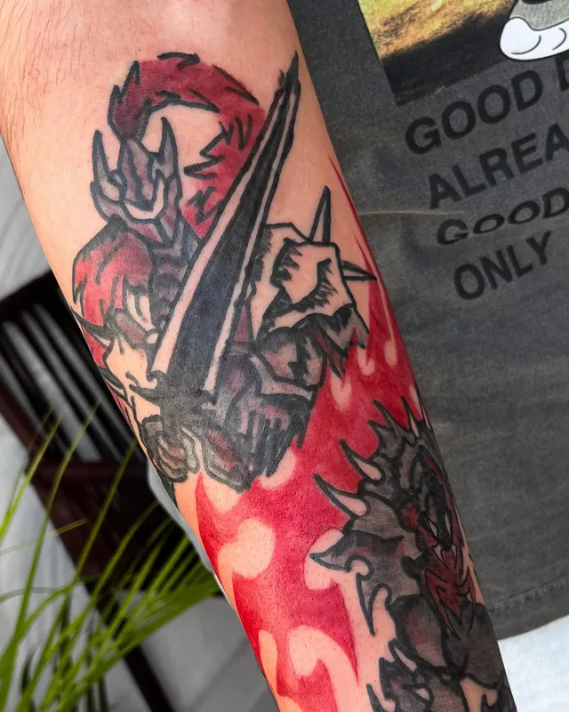 Tatuagem espadachim, antebraço
